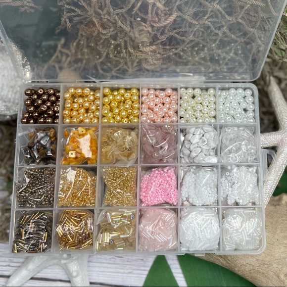 7000 GLASS & CRYSTAL GEMSTONES BEADS Lot
STORAGE / ORGANIZER Jewelry Making DIY - Picture 12 of 14